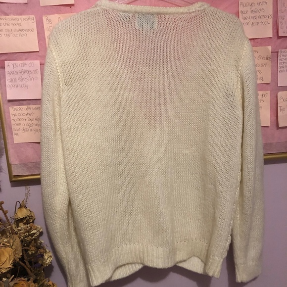 Beautiful Classy Vintage Cottage White Ivory Cream Crochet Knit button Sweater - Picture 5 of 16